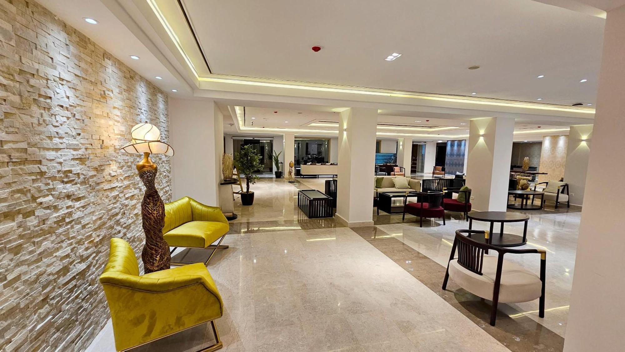 Ocean Grand Hotel - รามัลเลาะห์ ภายนอก รูปภาพ
